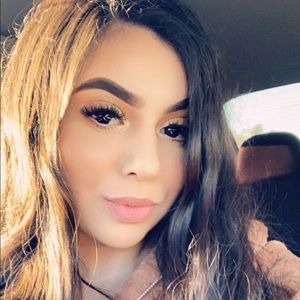 Meet your Posher, Destiny